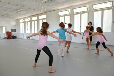 Rentrée à l'école de danse © B. Derbord