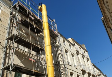 Ravalement de facade rue Sainte-Marthe en centre-ville de Niort