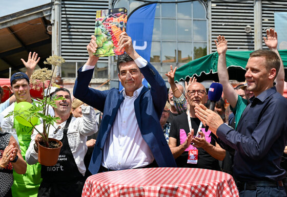 Remise du prix du plus beau marche de France aux Halles de Niort