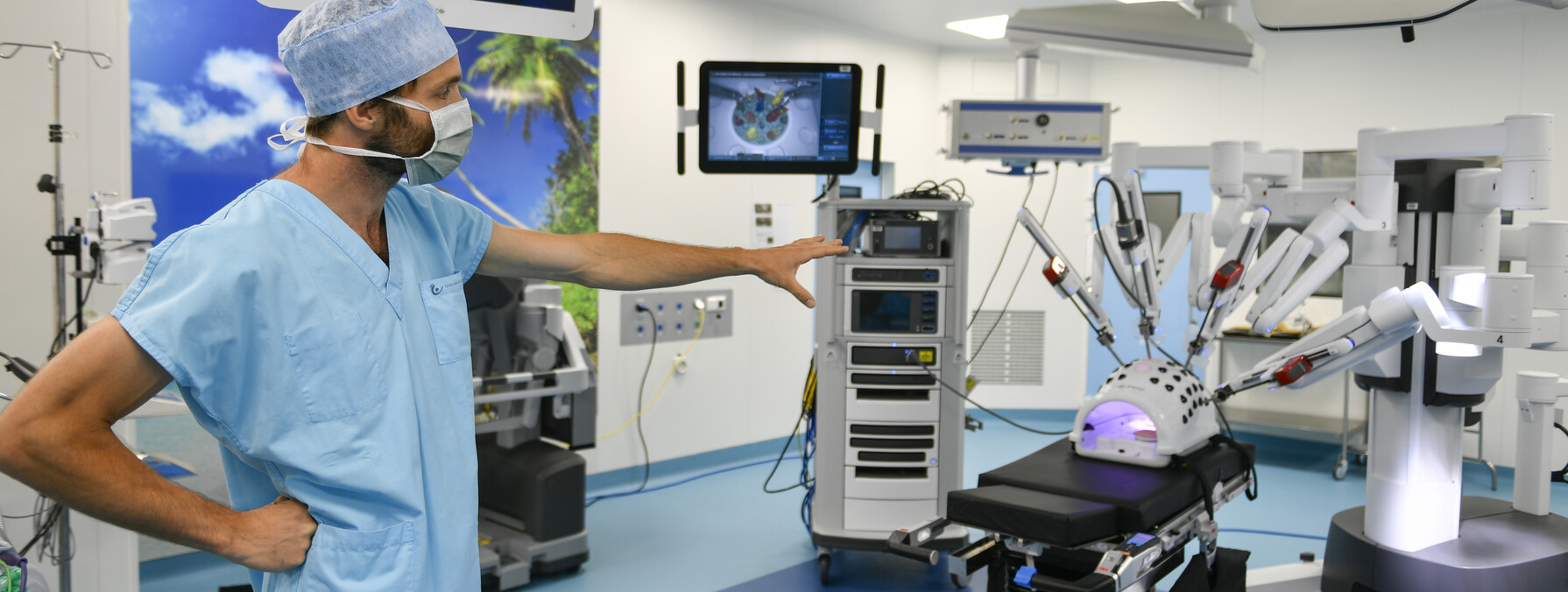 Présentation du robot chirurgical du Centre hospitalier de Niort