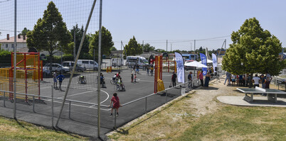 Inauguration du terrain multisports de cholette en presence de M. le Maire et  Alain Bodin