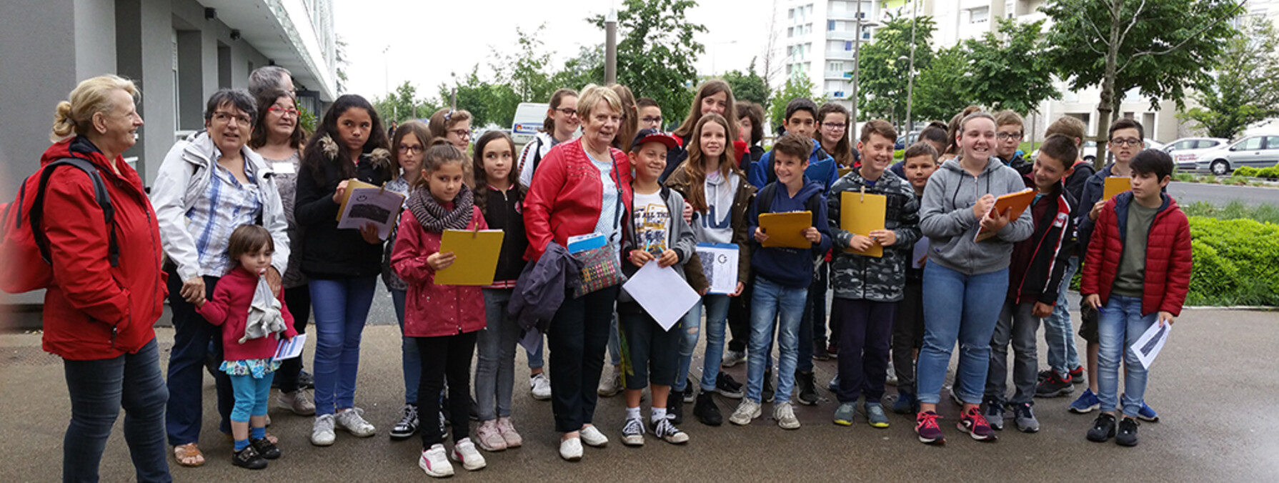 Visite du quartier du Clou-Bouchet par des élèves de Niort Agglo ©IT