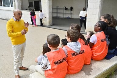 Mediation par les pairs a l'ecole Jules Ferry