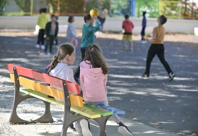 Banc de l'amitie Ecole Louis Aragon