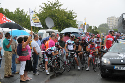 Départ de la dernière étape du  tour cycliste Poitou-Charentes
