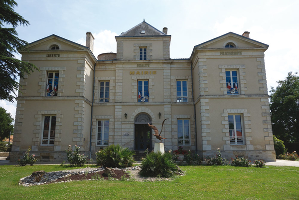 Mairie de Vouillé