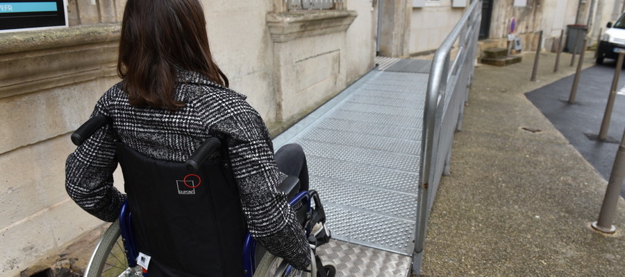 Handicap - fauteuil roulant - B Derbord