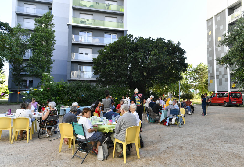 Voisinades dans les quartiers Nord Goise Champommiers centre Pasteur Pontreau.