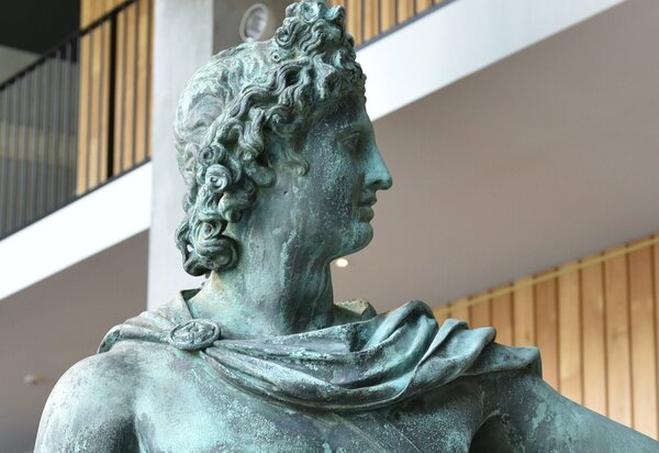 Apollon