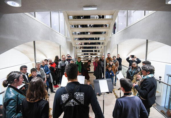 Inauguration après travaux du conservatoire de musique et de danse Auguste Tolbeque au centre Du Gesclin de Niort