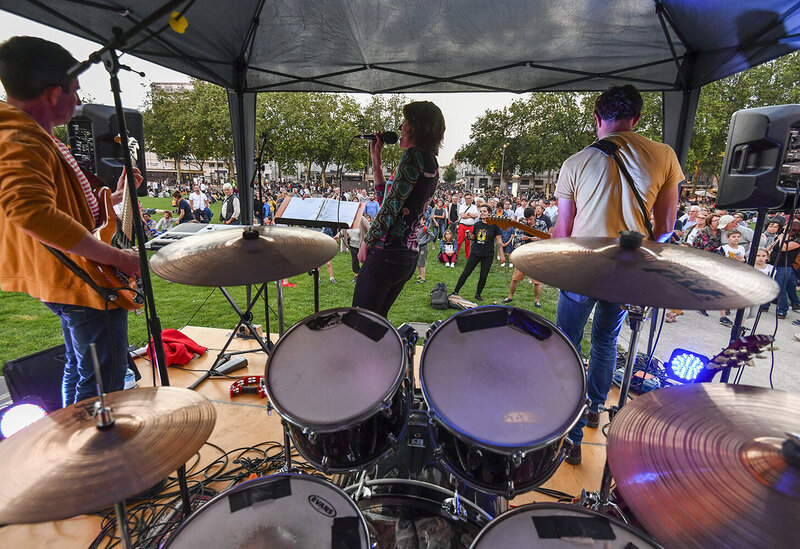 Fete de la musique dans le centre ville de Niort