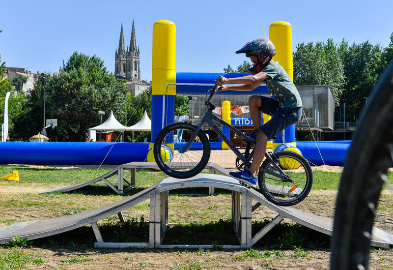 BMX au parc de Pré-Leroy ©Darri
