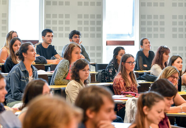 Rentrée universitaire au Pole Universitaire Niortais et à l?ICSSA