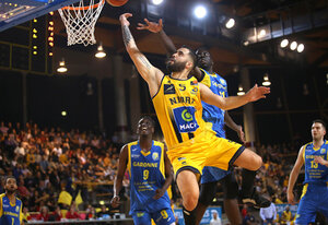 AS Niort Basket contre ASPTT Garonne match national 2 masculin