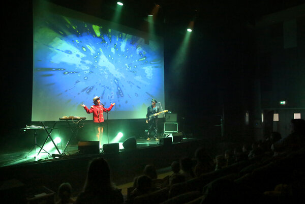 Nouvelles Scenes spectacle Kumisho 02