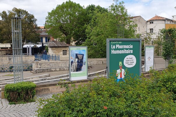 Illustration de la manifestation La pharmacie humanitaire s'expose à Niort