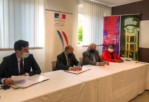 La signature de recrutement d’un nouveau poste d’adulte relais s’est déroulée ce mardi 18 mai à la mairie de quartier du Clou-Bouchet.