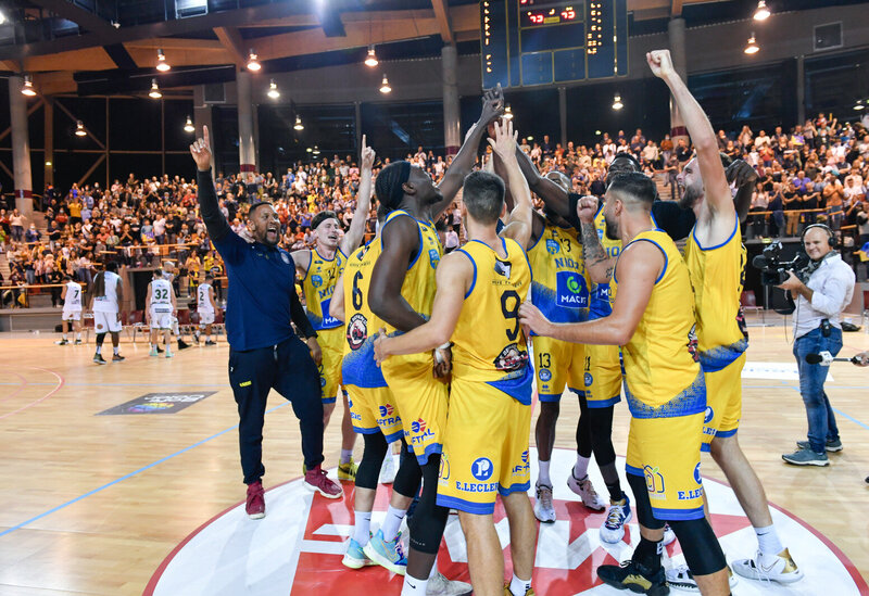 100 ans du club ASN Basket match de gala a l?Acclameur